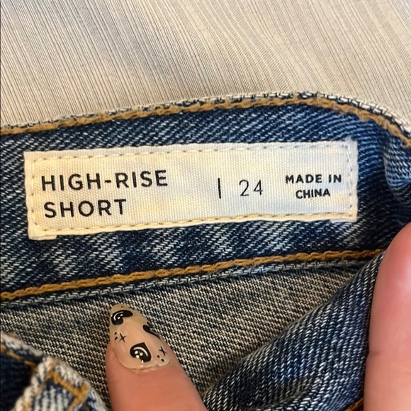 Bullhead Blue Distressed Jean Shorts with Frayed Hem - Picture 6 of 9